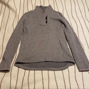 North Face Pull over Sweater